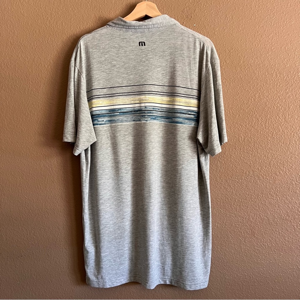 Travis Mathew Gray Polo Shirt Sporty Design Size Large - Picture 6 of 9
